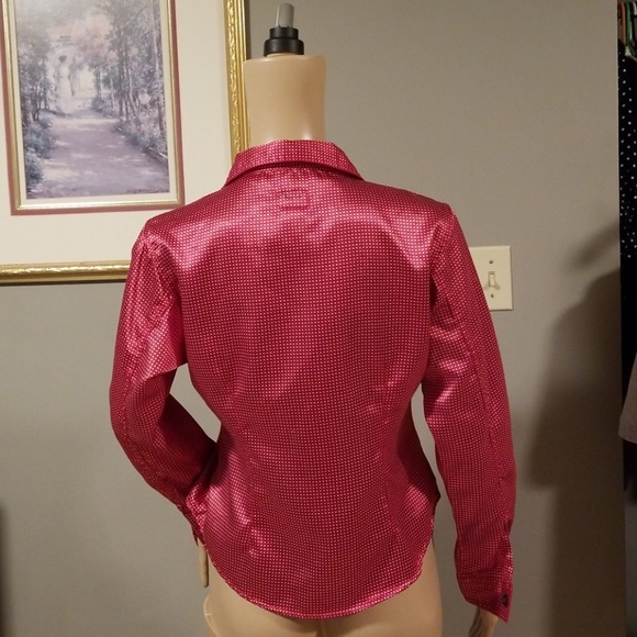 CALVIN KLEIN BUTTON DOWN BLOUSE - Picture 5 of 8